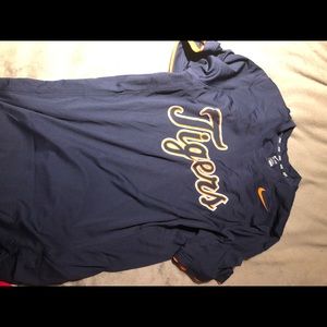 Nike Tigers shirt
